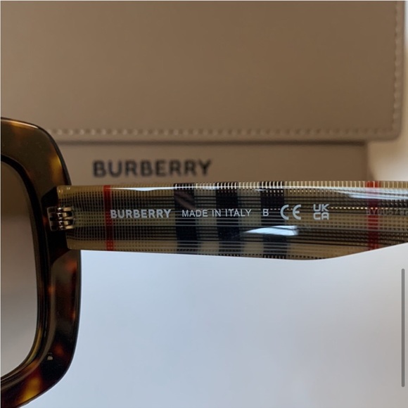 Burrbery new sunglasses - Picture 8 of 12